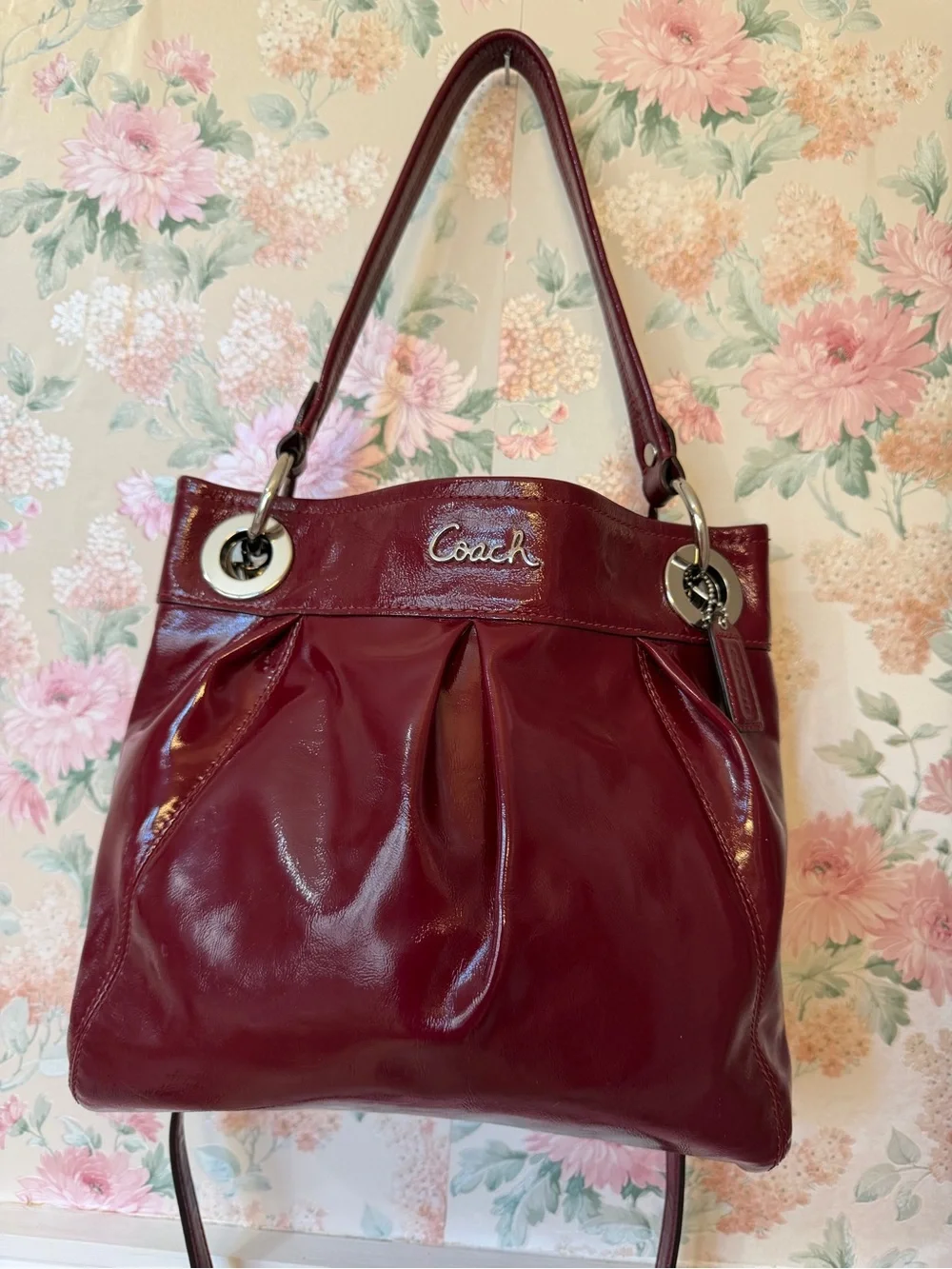 Y2K Coach  Burgundy Patent Leather Shoulder Bag